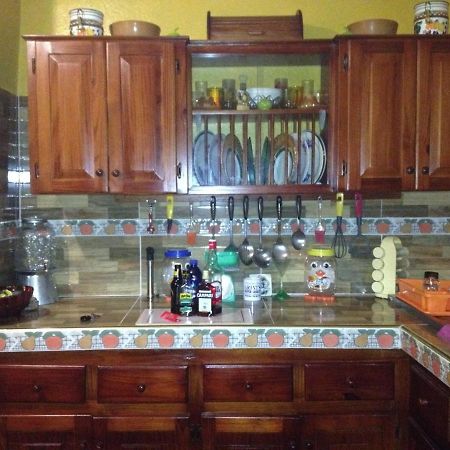Appartement 15 Min From The Airport In Kingston Jamaica Extérieur photo
